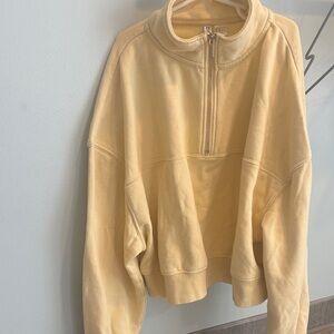 Divided Yellow Half-Zip Pullover size ch M